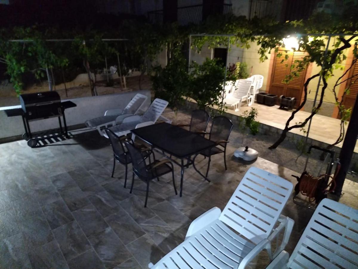 Apartmani Katarina Barbat na Rabu Εξωτερικό φωτογραφία