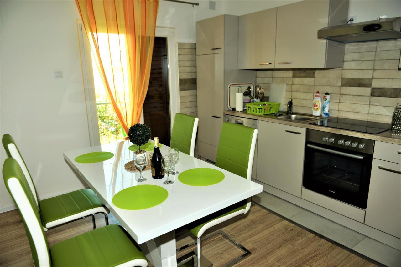 Apartmani Katarina Barbat na Rabu Εξωτερικό φωτογραφία