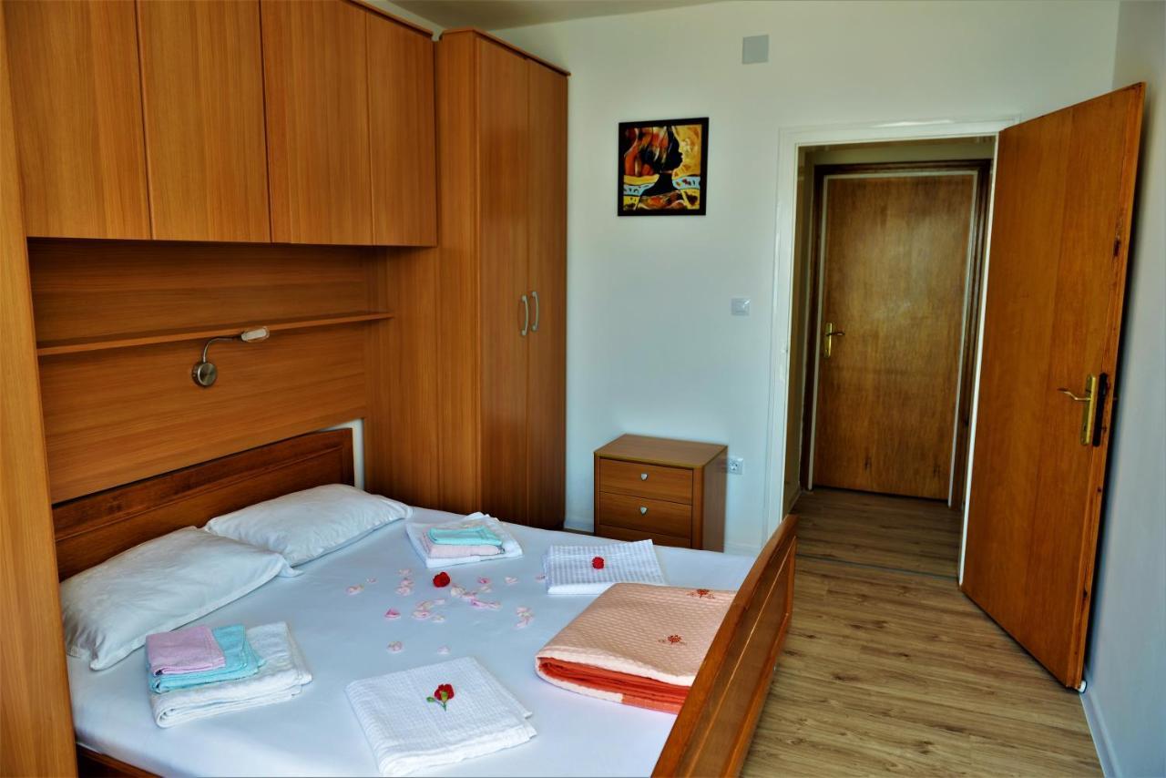 Apartmani Katarina Barbat na Rabu Εξωτερικό φωτογραφία